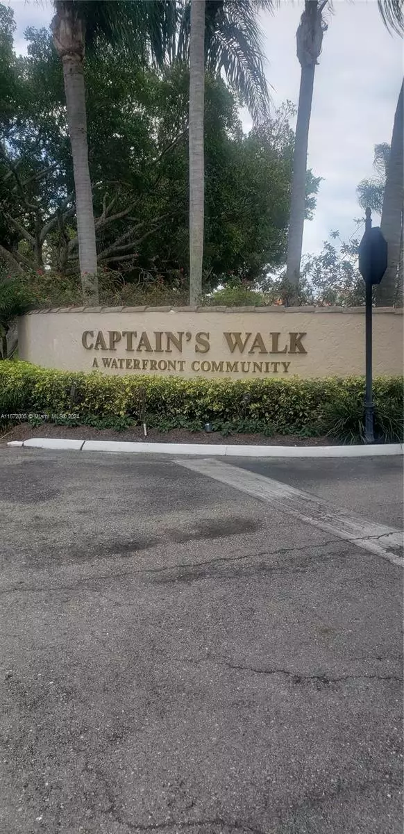 Delray Beach, FL 33483,240 Captains Walk #5140