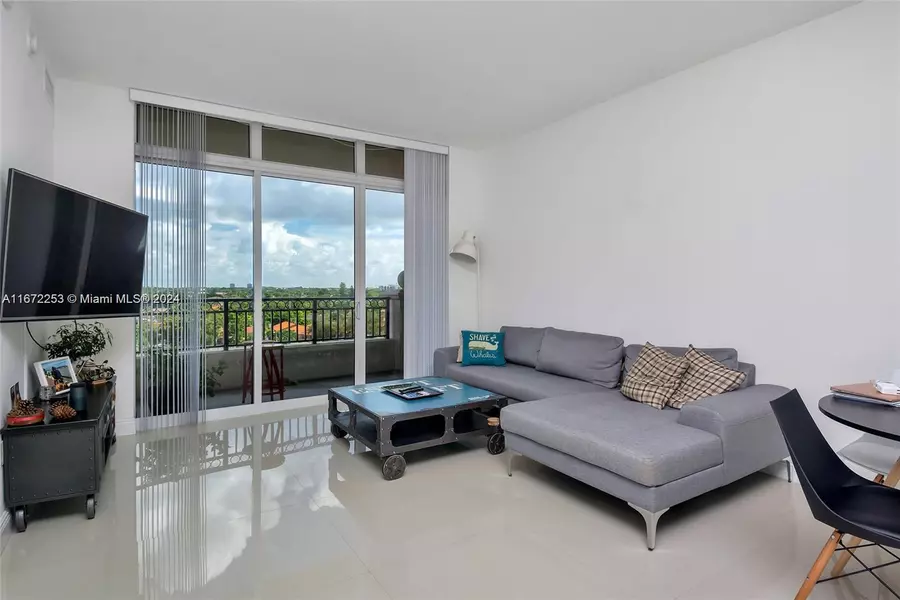 3232 Coral #605, Miami, FL 33145