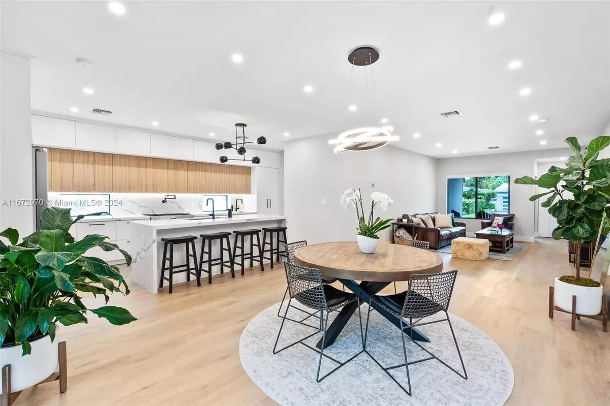 Surfside, FL 33154,9032 Garland Ave