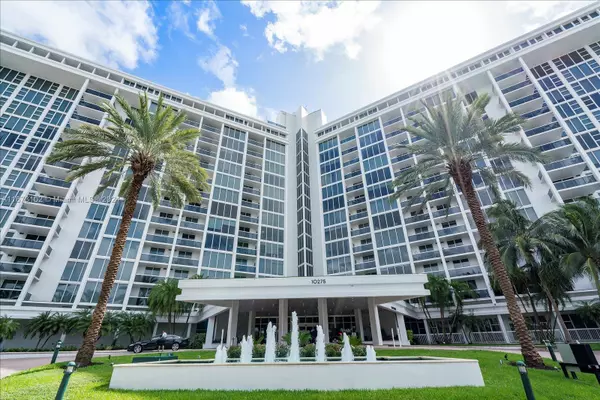 Bal Harbour, FL 33154,10275 Collins Ave #1523