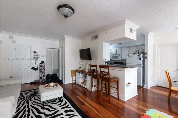 Pembroke Pines, FL 33025,11631 SW 2nd St #20206