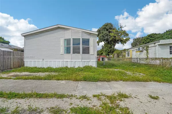 13321 SW 8th St,  Davie,  FL 33325