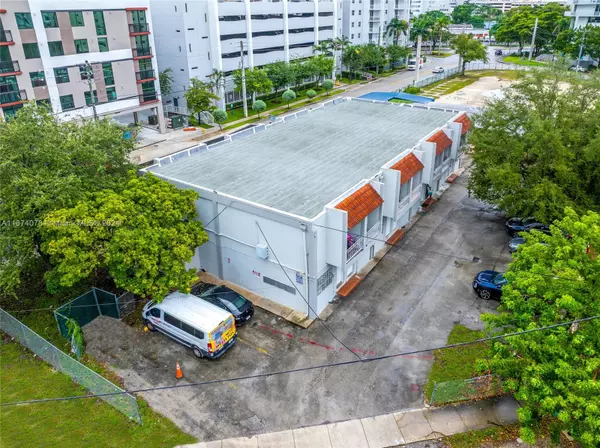 Miami, FL 33125,1560 NW 15th St Rd