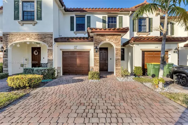 3337 SE 1st St, Homestead, FL 33033