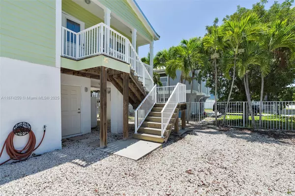 Islamorada, FL 33036,121 Venetian Dr