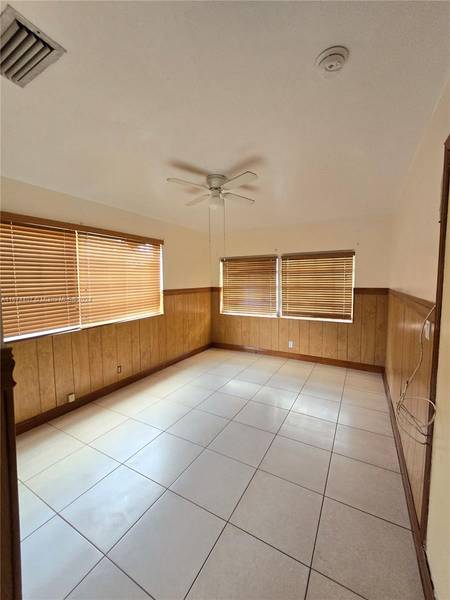 1940 W 63rd St #2, Hialeah, FL 33012