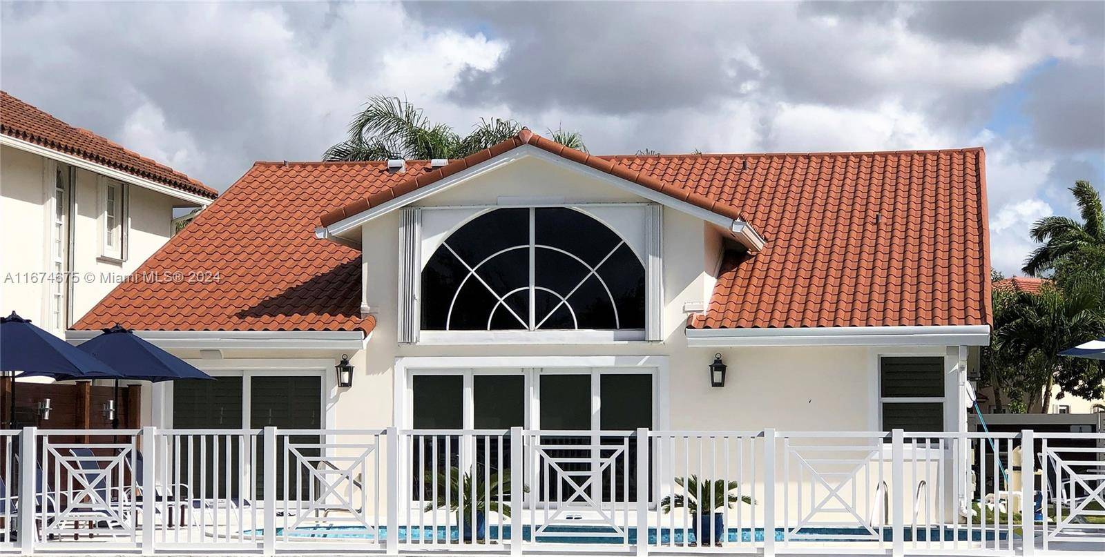 10546 NW 51st St,  Doral,  FL 33178