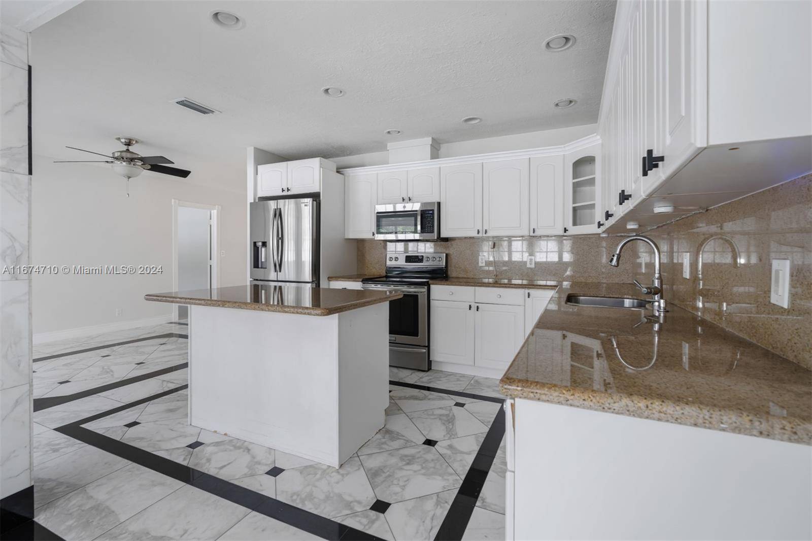 Fort Lauderdale, FL 33308,2505 NE 35th Dr