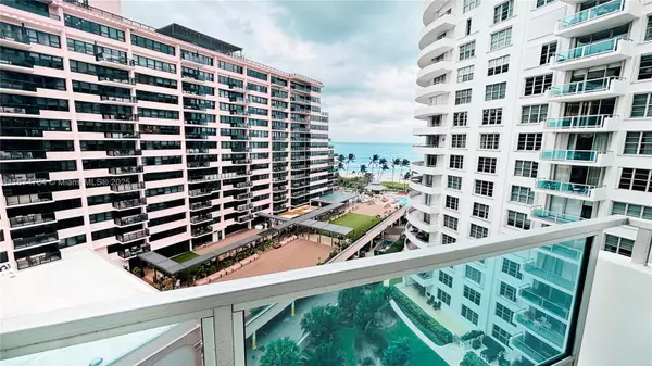 Miami Beach, FL 33140,5161 Collins Ave #1003