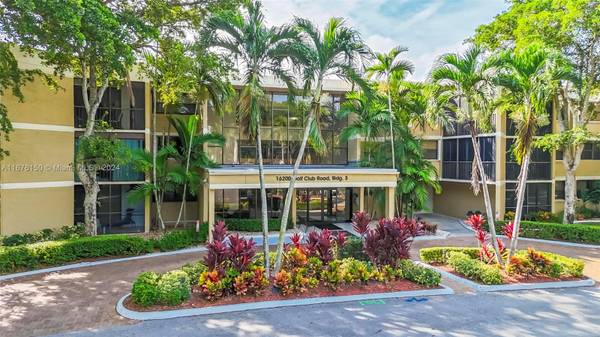 16200 Golf Club Rd #309, Weston, FL 33326