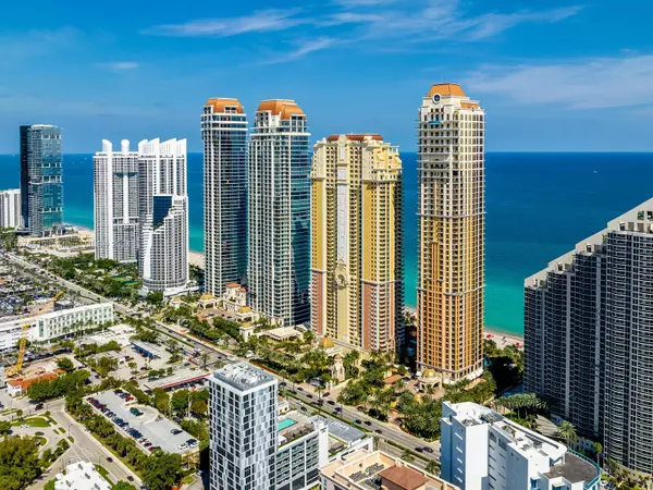 Sunny Isles Beach, FL 33160,17555 Collins Ave #1704