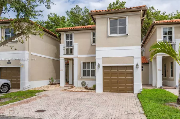 8373 NW 144th Ter,  Miami Lakes,  FL 33016
