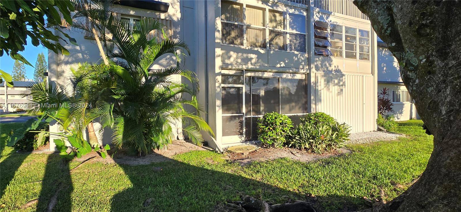 Margate, FL 33063,7827 Golf Cir Dr #101