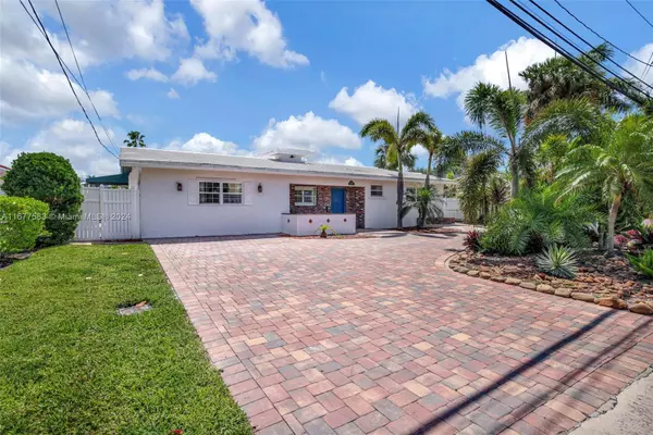 Pompano Beach, FL 33062,1004 NE 26th Ave