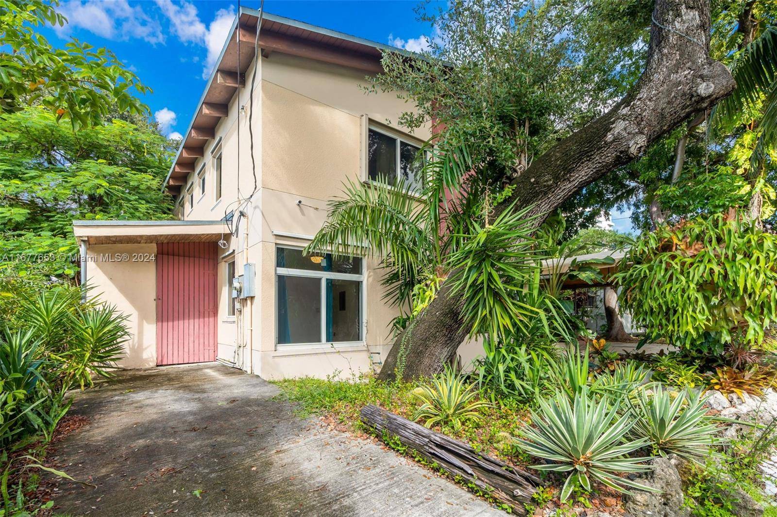 Miami, FL 33125,1020 NW 18th Place