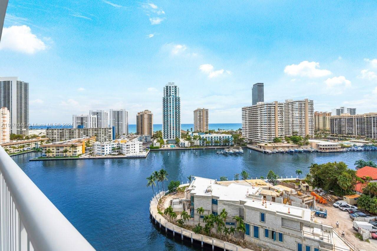 137 Golden Isles Dr #1105, Hallandale Beach, FL 33009