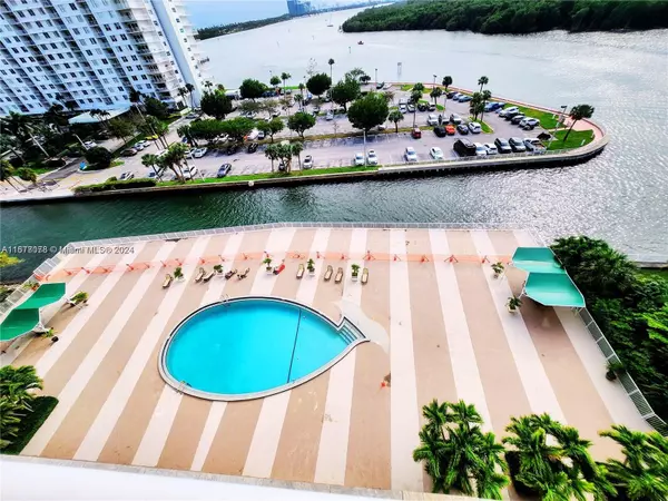 Sunny Isles Beach, FL 33160,400 Kings Point Dr #426
