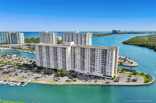 Sunny Isles Beach, FL 33160,400 Kings Point Dr #426