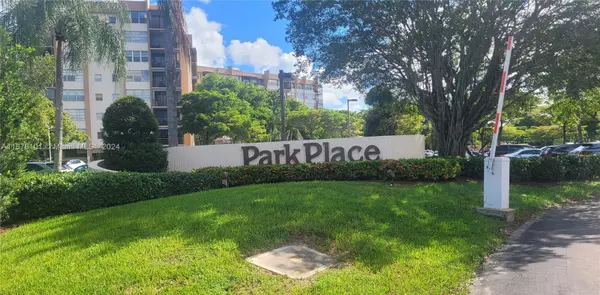 1100 Saint Charles Pl #715, Pembroke Pines, FL 33026