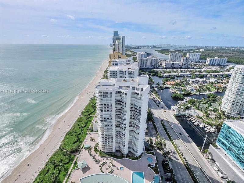 16699 Collins Ave #PH4308, Sunny Isles Beach, FL 33160