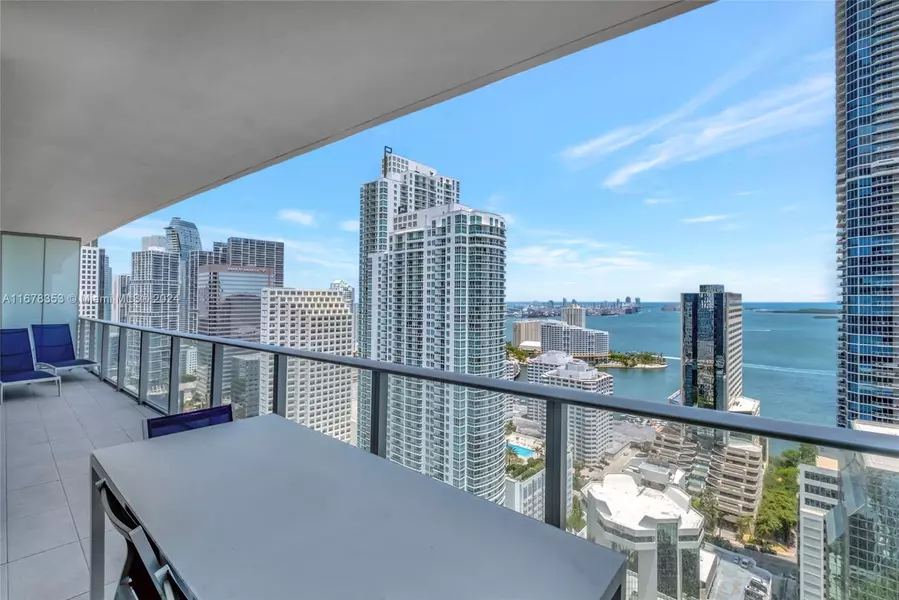 1010 Brickell Ave #3504, Miami, FL 33131