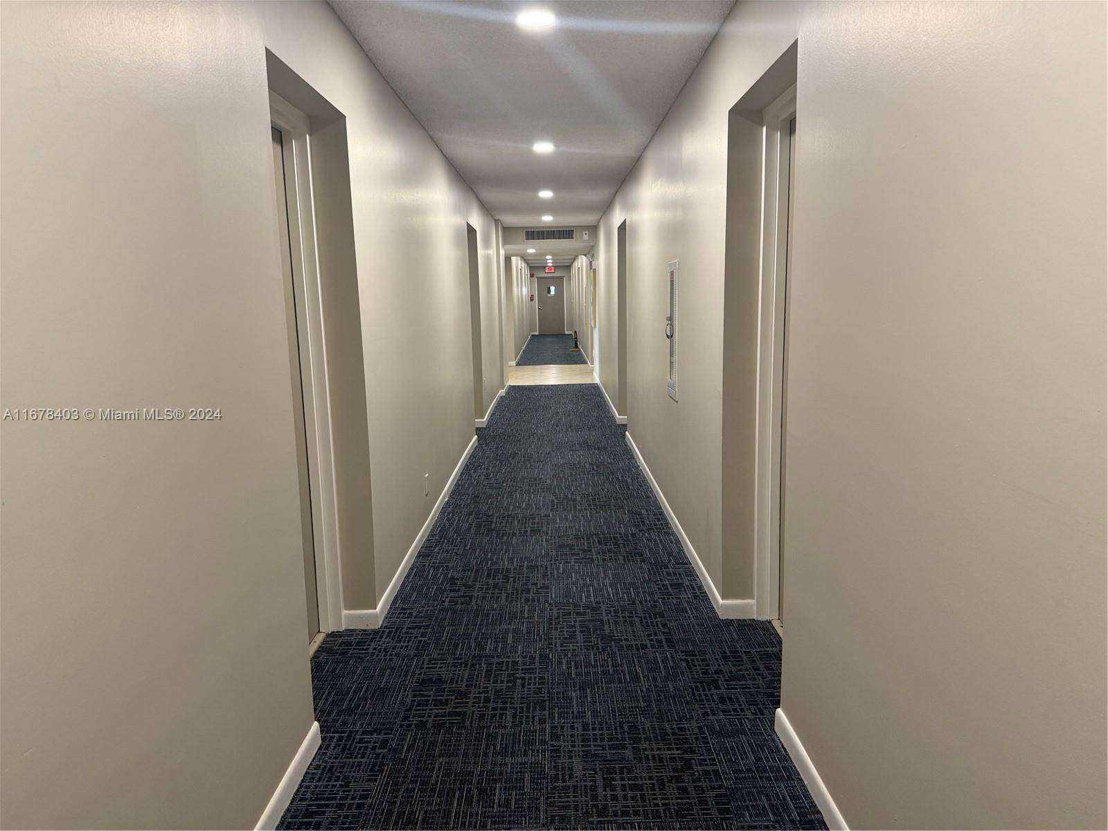 Plantation, FL 33324,9001 Jacaranda Ln #107