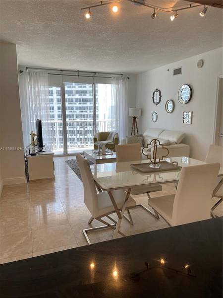 1750 N Bayshore Dr #2904, Miami, FL 33132