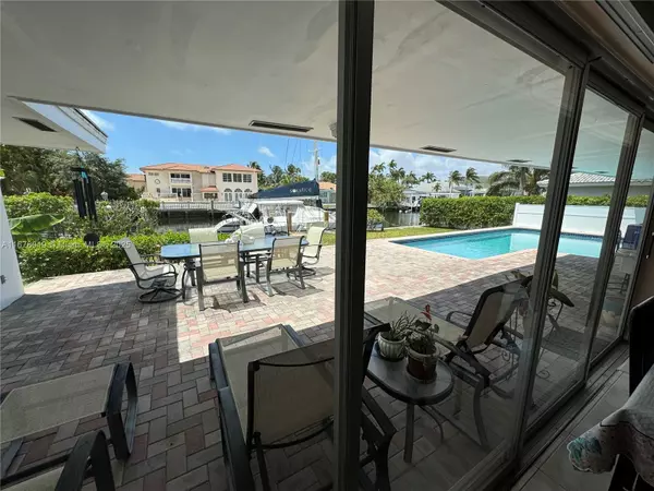 North Miami Beach, FL 33160,3440 NE 170th St