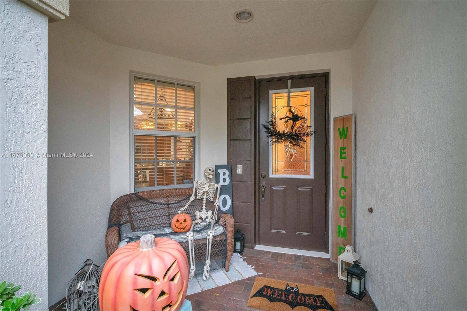 Cooper City, FL 33328,9761 Darlington Pl