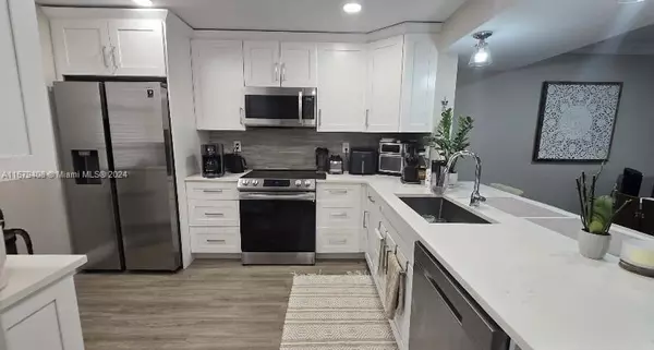 Coconut Creek, FL 33066,4132 S Carambola Cir S #F206