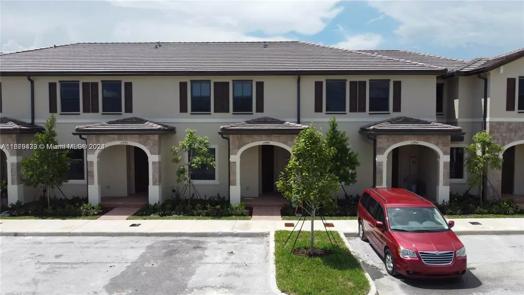 11446 W 33rd Way, Hialeah, FL 33018