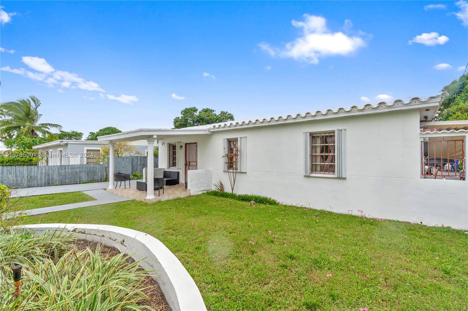 Hialeah, FL 33013,551 E 37th St