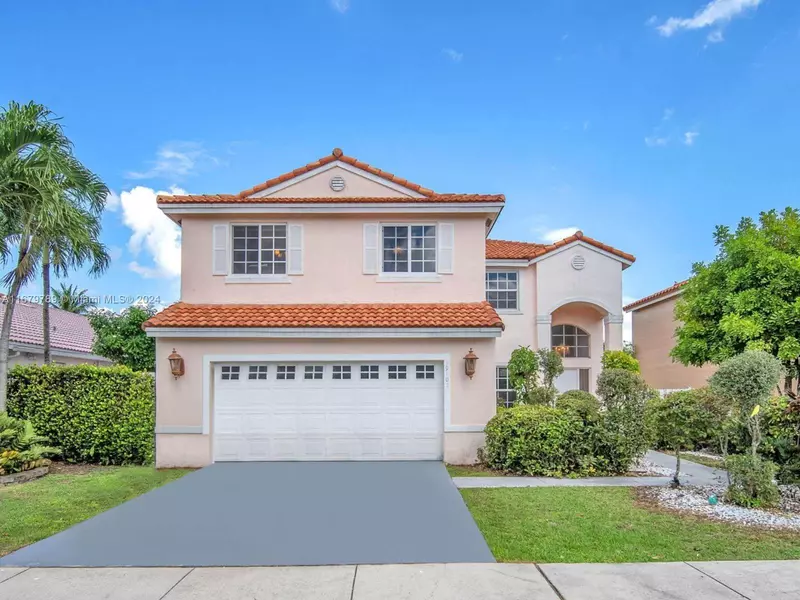 19101 NW 11th St, Pembroke Pines, FL 33029