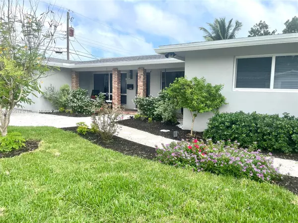 1705 NE 24th St, Wilton Manors, FL 33305