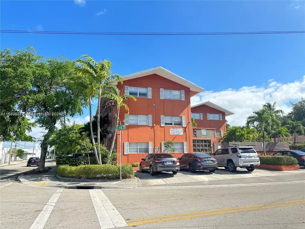 Miami, FL 33138,421 NE 68 st #8