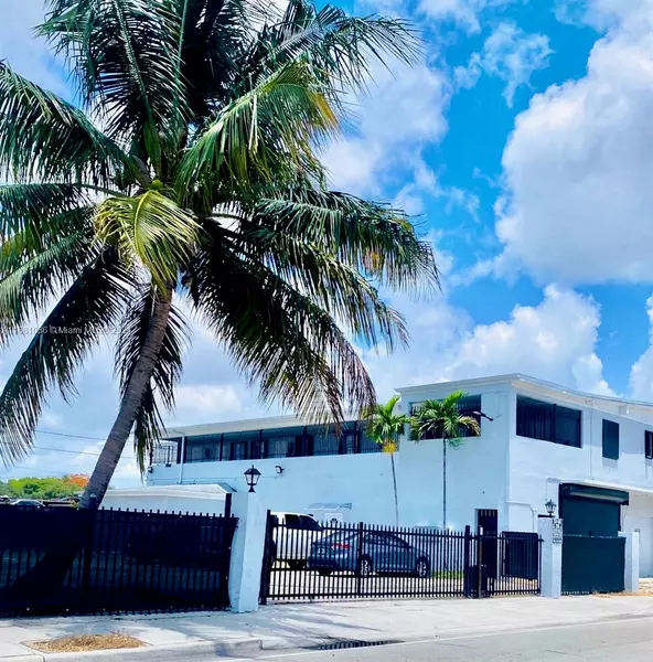 4226 NW 32nd Ave, Miami, FL 33142
