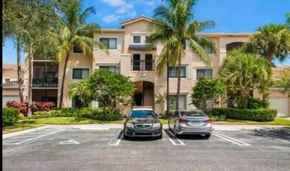 2917 Tuscany Ct #304, Palm Beach Gardens, FL 33410