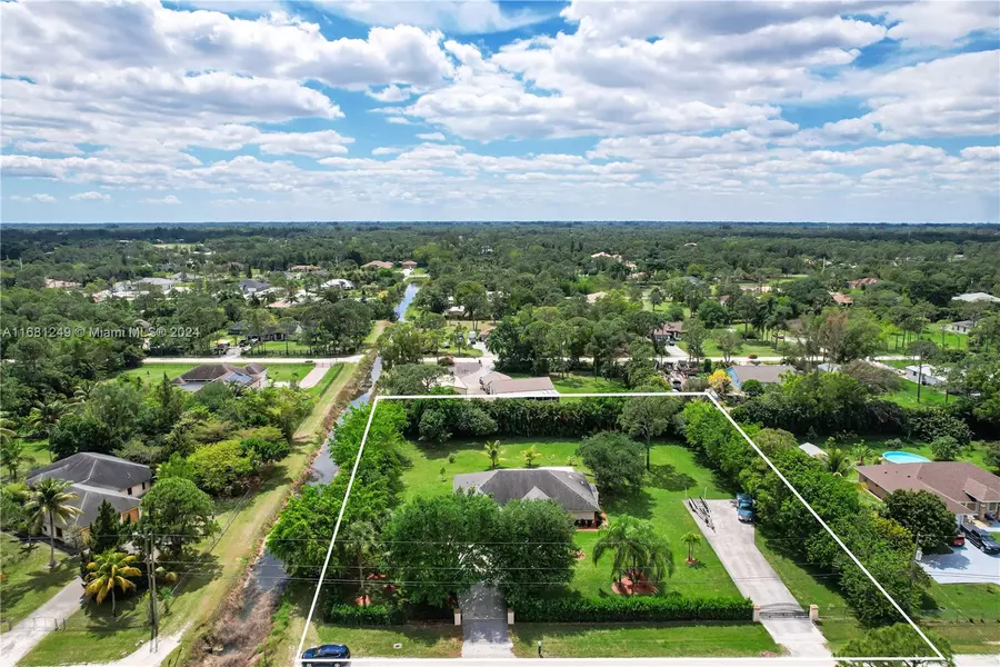 12288 N 82nd Ln N, West Palm Beach, FL 33412