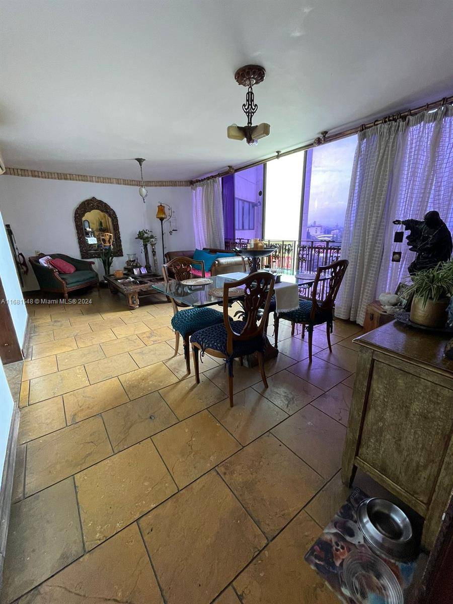,, FL,Calle 9B #50-15 Cali,Valle #0