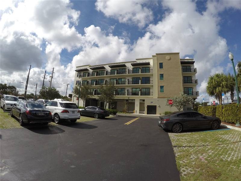 4100 SW 64th Ave #409, Davie, FL 33314