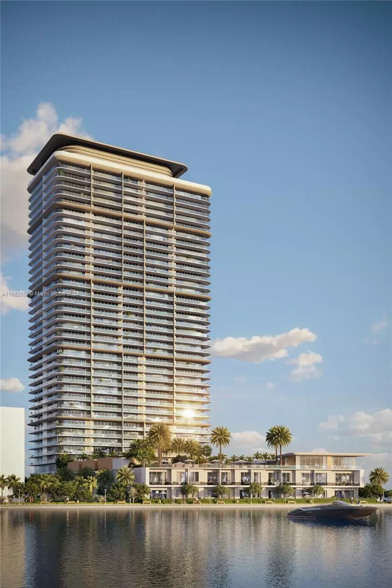 Hollywood, FL 33019,3724 S OCEAN DR #909