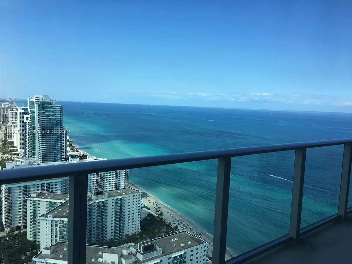 Hollywood, FL 33019,4111 S Ocean Dr #3312