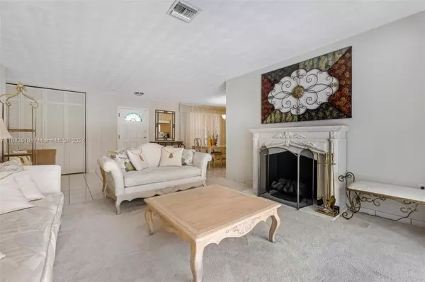 Palmetto Bay, FL 33157,17640 SW 84th Ct