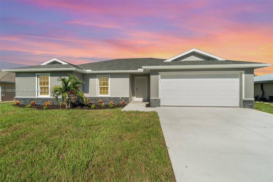 320 NW 1st Ter, Cape Coral, FL 33993