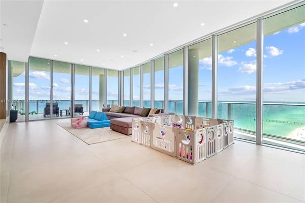 17475 Collins Ave #2701, Sunny Isles Beach, FL 33160