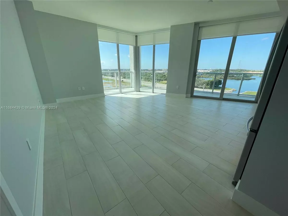 Sunrise, FL 33323,2000 Metropica Way #804