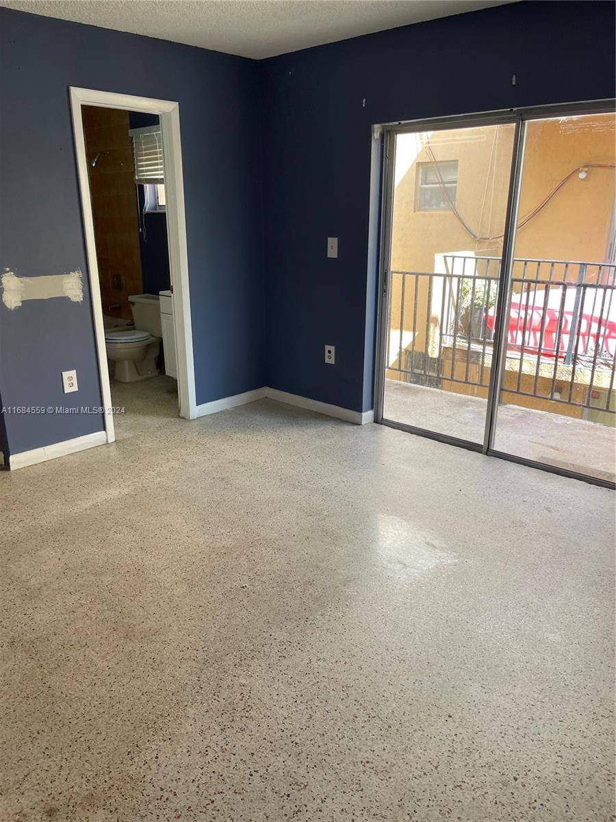 Miami, FL 33125,1241 NW 6 St #5