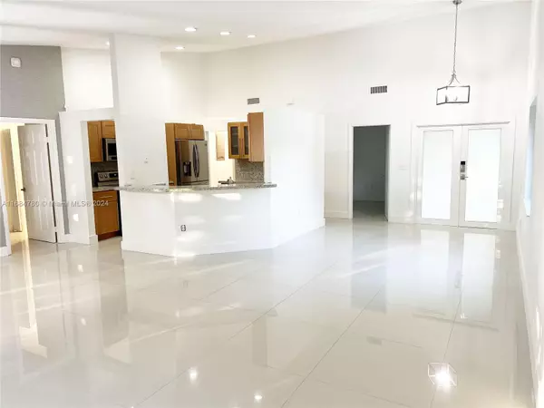 Doral, FL 33178,4450 NW 102nd Pl