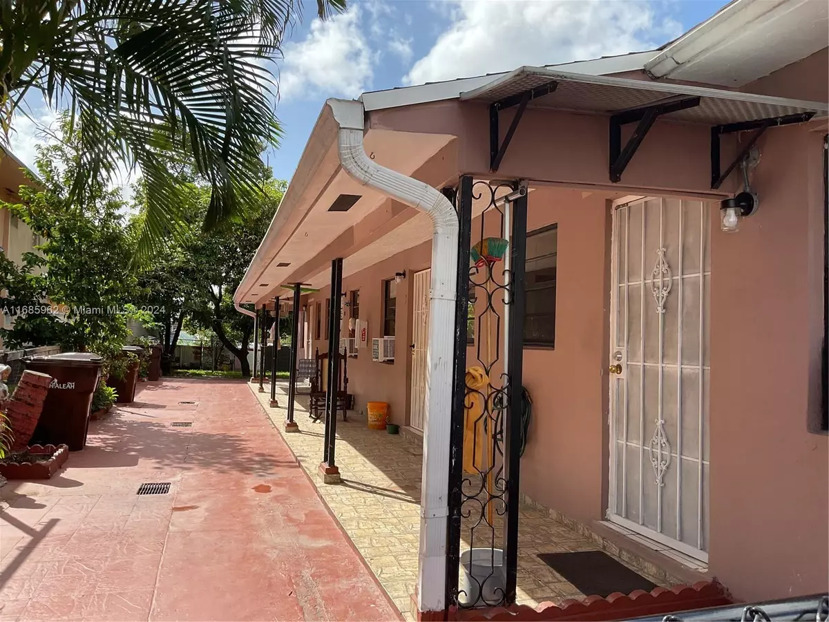 Hialeah, FL 33012,674 W 29th St