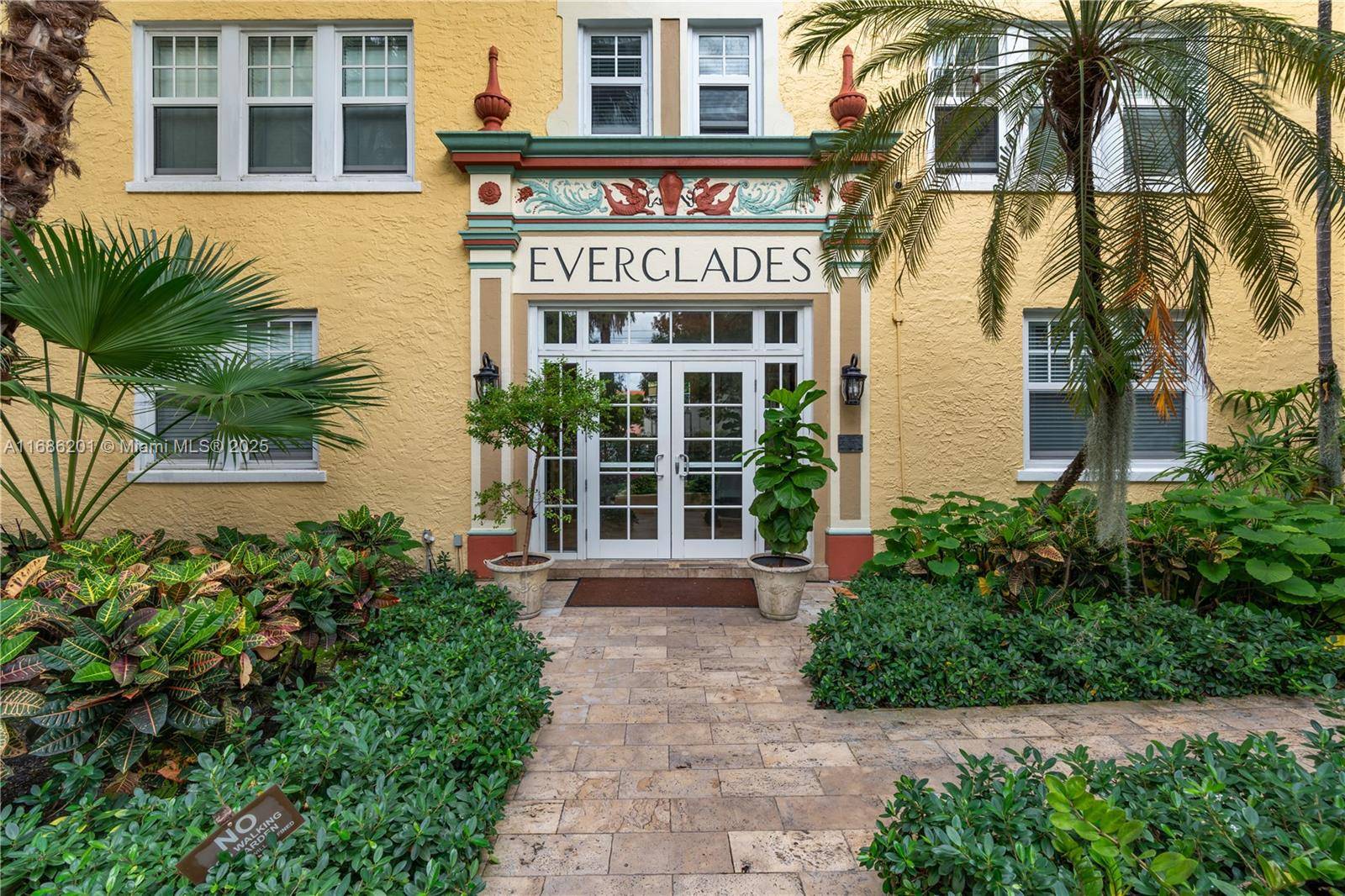Miami Beach, FL 33139,536 14th St #304